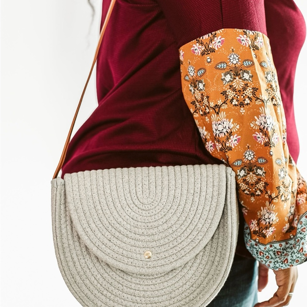 Elegant Gray Women's Shoulder Bag